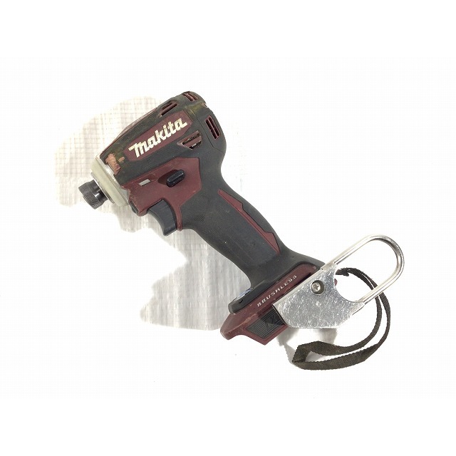 ☆品☆makita マキタ 18V充電式インパクトドライバー TD172D オーセンティックレッド/赤 本体 充電器(DC18RC)付 64771
