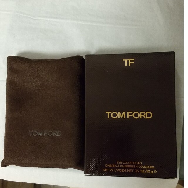 TOM FORD(トムフォード)の美品　TOMFORD トムフォード　アイカラークォード 　デザートフォックス コスメ/美容のベースメイク/化粧品(アイシャドウ)の商品写真