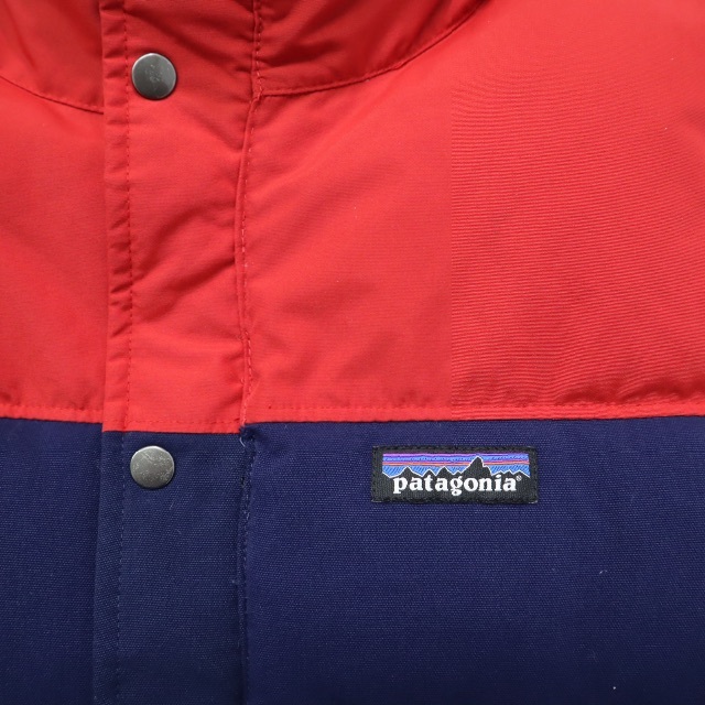 patagonia(パタゴニア)の2014年 パタゴニア FA14 ビビー ダウンベスト 紺 赤 古着 メンズ M メンズのジャケット/アウター(ダウンベスト)の商品写真