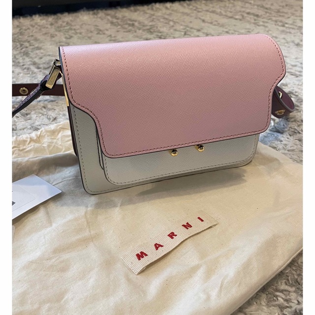 限定 クーポン10% お値下げ中!MARNI マルニ トランクバックミニ