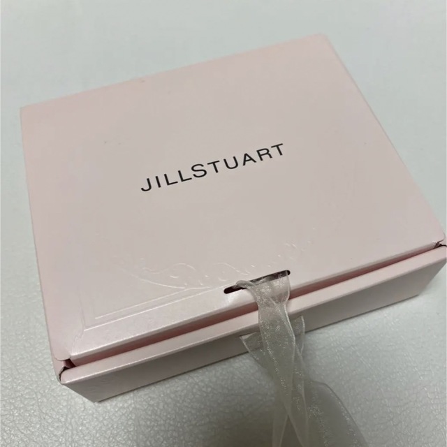 JILLSTUART(ジルスチュアート)のJILL STUART   ギフトボックス インテリア/住まい/日用品のオフィス用品(ラッピング/包装)の商品写真