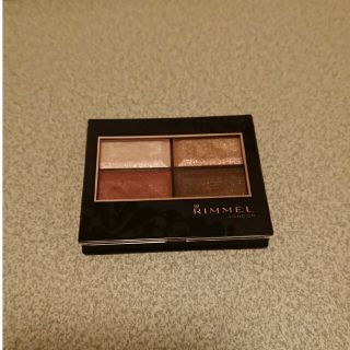 リンメル(RIMMEL)のリンメル　ロイヤルヴィンテージ　アイズ004(アイシャドウ)