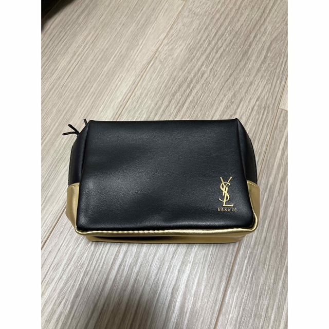 Yves Saint Laurent Beaute(イヴサンローランボーテ)のYSL BEAUTEノベルティポーチ レディースのファッション小物(ポーチ)の商品写真