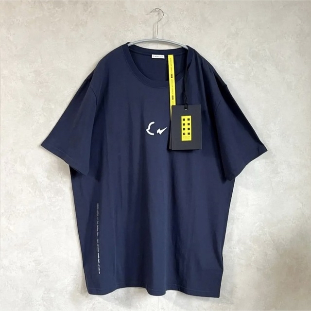 【新品未使用タグ付き】モンクレール　Tシャツ