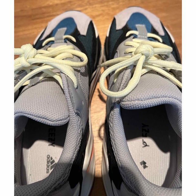 YEEZY（adidas）(イージー)のadidas YEEZY BOOST 700 wave runner 26.5 メンズの靴/シューズ(スニーカー)の商品写真