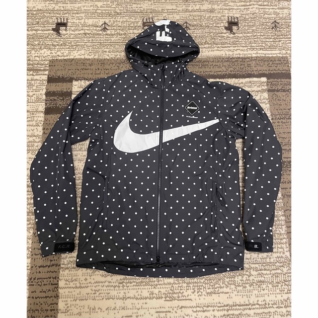 F.C.R.B.(エフシーアールビー)のFCRB NIKE POLKA DOT PRACTICE JACKET ナイキ メンズのジャケット/アウター(ナイロンジャケット)の商品写真