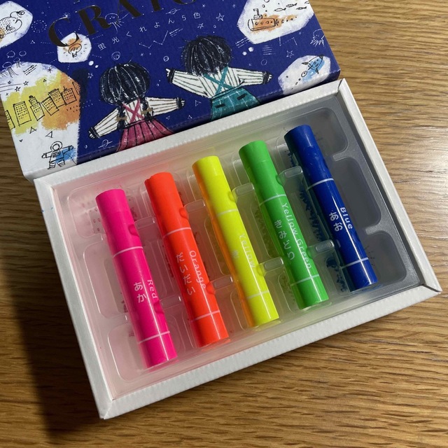 コクヨ(コクヨ)のコクヨ　蛍光くれよん5色　neon crayon KE-AC29 エンタメ/ホビーのアート用品(クレヨン/パステル)の商品写真