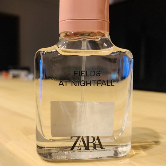 ZARA(ザラ)のZARA フィールズアットナイトフォール 香水 30ml コスメ/美容の香水(ユニセックス)の商品写真