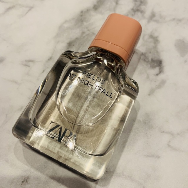 ZARA(ザラ)のZARA フィールズアットナイトフォール 香水 30ml コスメ/美容の香水(ユニセックス)の商品写真