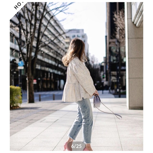 ZARA - パール付きツイードジャケット メイクアイ makeaiの通販 ZARA - パール付きツイードジャケット メイクアイ makeaiの通販