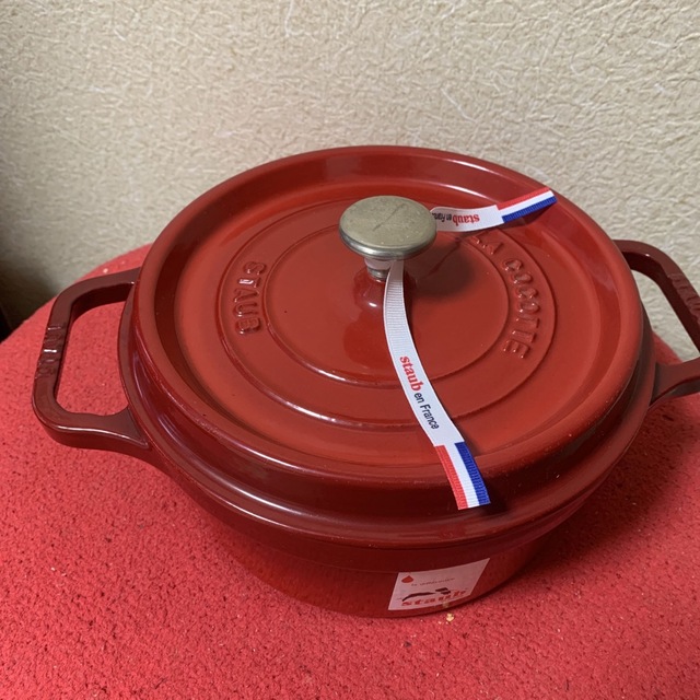 STAUB - ストウブ 鍋 22cmの通販 by TAKAM's shop｜ストウブならラクマ