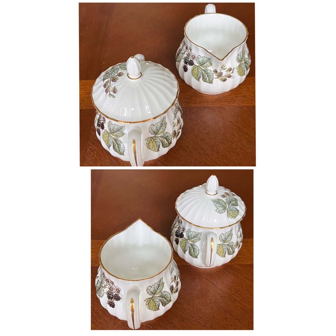 Royal Worcester(ロイヤルウースター)の【美品】ロイヤルウースター★ラビニア★コーヒーポット インテリア/住まい/日用品のキッチン/食器(食器)の商品写真