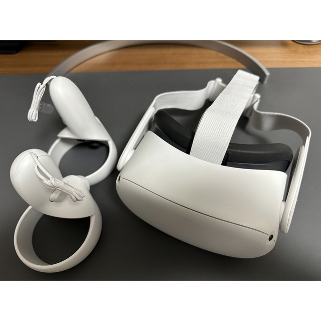 Oculus Quest 2 128GB エンタメ/ホビーのゲームソフト/ゲーム機本体(家庭用ゲーム機本体)の商品写真