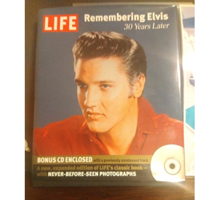 LIFE Remembering Elvis