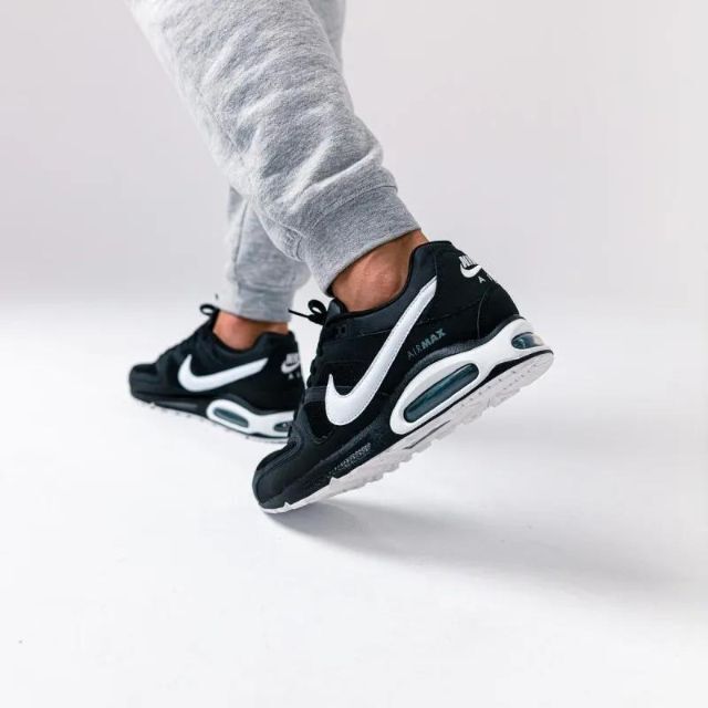 NIKE(ナイキ)の27cm他サイズ相談可　NIKE AIR MAX command メンズの靴/シューズ(スニーカー)の商品写真