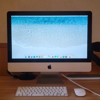 マック(Mac (Apple))のiMac Mid 2010 21.5インチ(デスクトップ型PC)