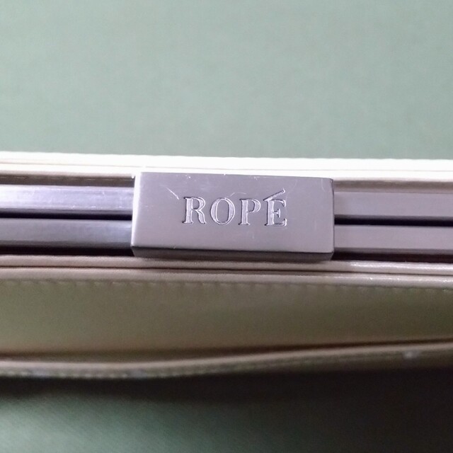 ROPE’(ロペ)のROPE'フォーマルバッグ レディースのバッグ(ハンドバッグ)の商品写真