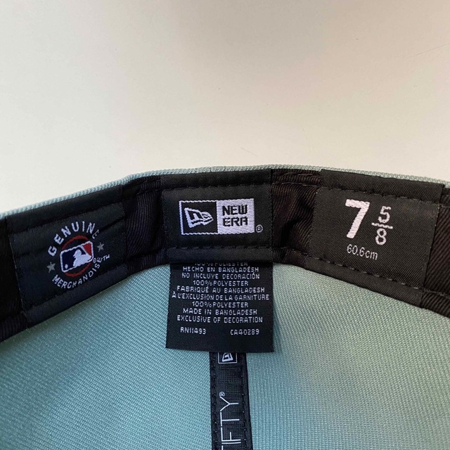 ツバ裏グレー New Era 5/8 Cap ニューエラ ホワイトソックス 帽子