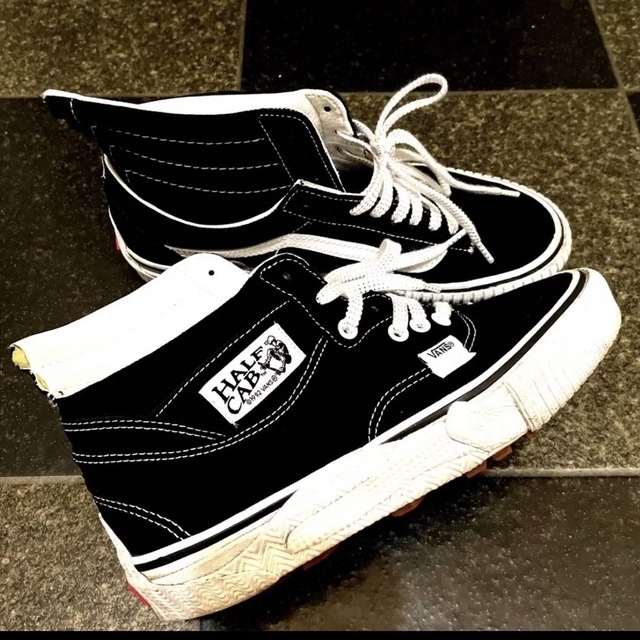 VANS(ヴァンズ)のVANS Cap Mash Hi Lx  half cab ヴァンズ　スニーカー メンズの靴/シューズ(スニーカー)の商品写真