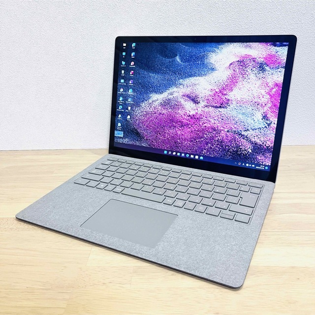 Surface laptop2/8GB/128GB/オフィス2019/カメラ搭載SurfaceLaptop2