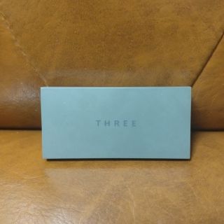 スリー(THREE)のTHREE アドバンスドアイデンティティブラウシェーピングデュオ(パウダーアイブロウ)