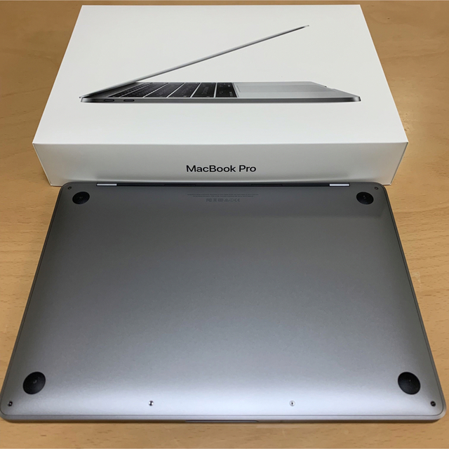 Mac (Apple)(マック)のMacBook pro / 2.0GHz / 16GB / 256GB スマホ/家電/カメラのPC/タブレット(ノートPC)の商品写真