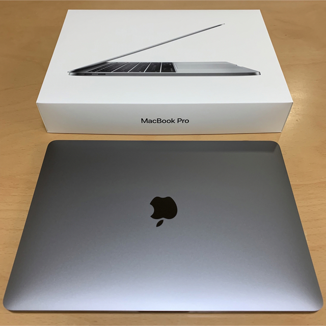 Mac (Apple)(マック)のMacBook pro / 2.0GHz / 16GB / 256GB スマホ/家電/カメラのPC/タブレット(ノートPC)の商品写真