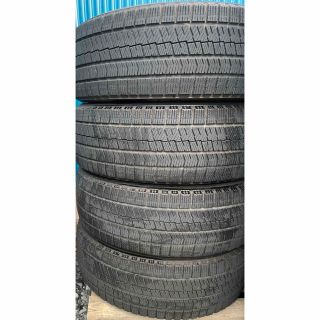 ブリヂストン(BRIDGESTONE)のブリヂストン  冬タイヤBLIZZAK　VRX2 225/45R19 4本セット(タイヤ)