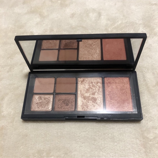 美品★NARS★ワイルドシングフェースパレット