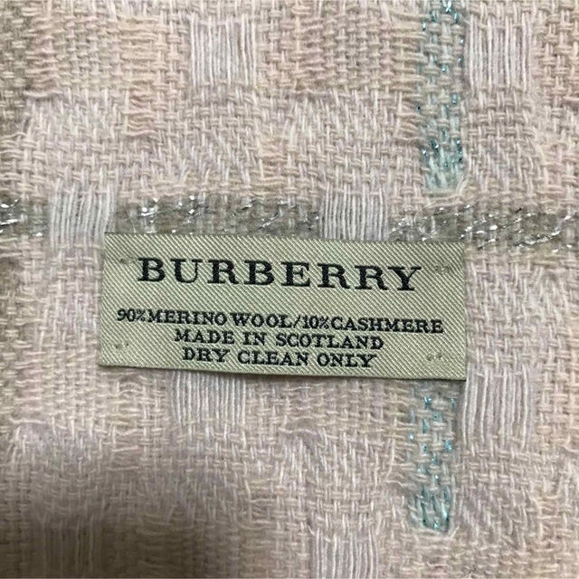 BURBERRY(バーバリー)のバーバリー　カシミア混チェックマフラー レディースのファッション小物(マフラー/ショール)の商品写真