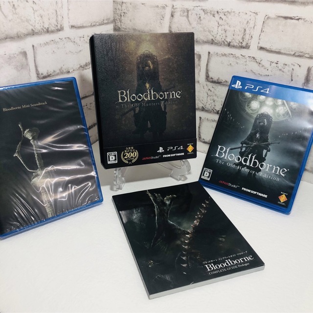 SONY(ソニー)の【極美品】 PS4 Bloodborne  初回限定版 エンタメ/ホビーのゲームソフト/ゲーム機本体(家庭用ゲームソフト)の商品写真