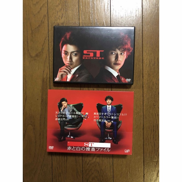 ST　赤と白の捜査ファイル　DVDBOX、ST　警視庁科学特捜班 DVDDVD/ブルーレイ