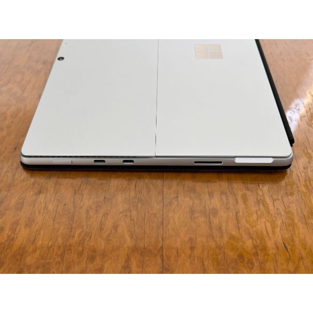 Microsoft(マイクロソフト)の Surface Pro 8 カバーペン付 使用度少 新品同様 スマホ/家電/カメラのPC/タブレット(タブレット)の商品写真