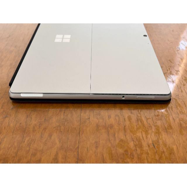 Microsoft(マイクロソフト)の Surface Pro 8 カバーペン付 使用度少 新品同様 スマホ/家電/カメラのPC/タブレット(タブレット)の商品写真