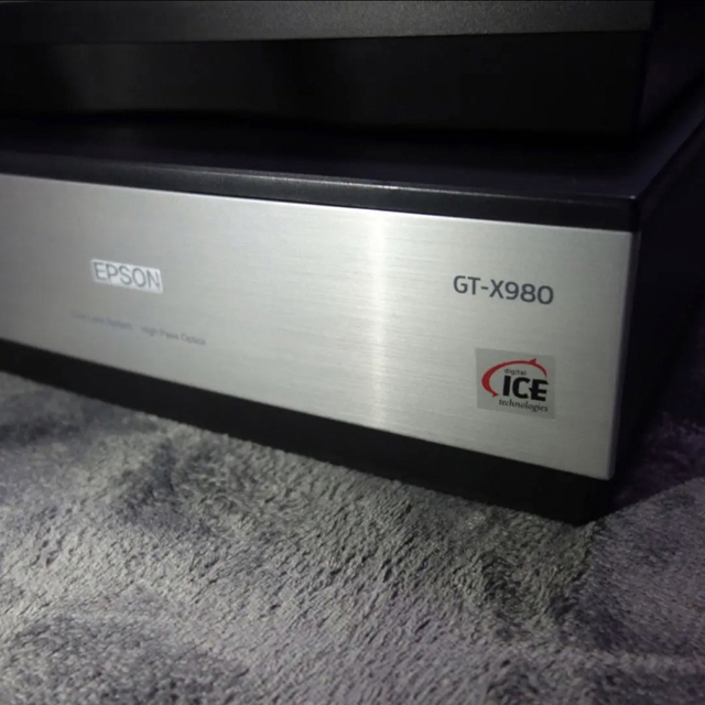 当季大流行 EPSON GT-X980 高画質フラットベッドスキャナー 完動品 PC