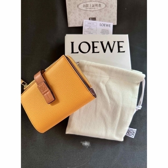 新品未使用 LOEWE スリム ジップ バイフォールド ウォレット