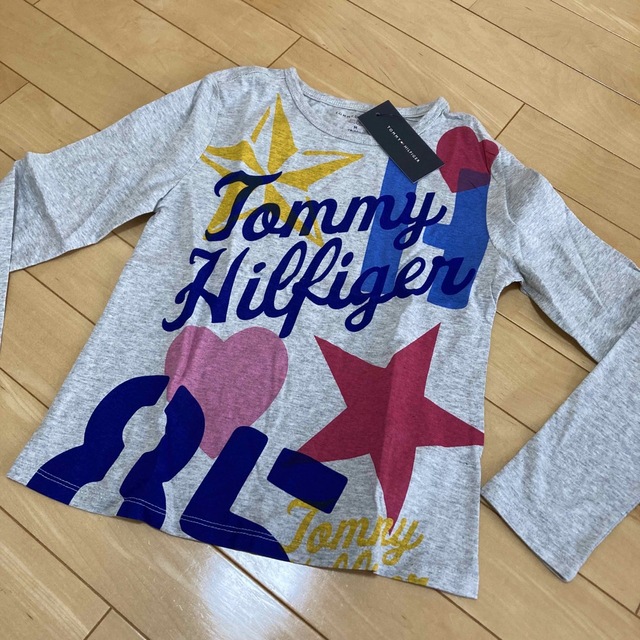 TOMMY HILFIGER(トミーヒルフィガー)のTommy カットソー キッズ/ベビー/マタニティのキッズ服女の子用(90cm~)(Tシャツ/カットソー)の商品写真