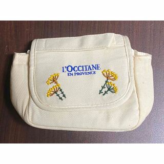 ロクシタン(L'OCCITANE)の訳あり　ロクシタン　ノベルティ　白　ポーチ　お花(ポーチ)