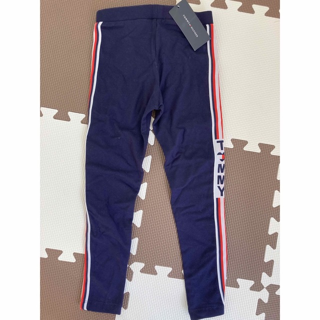 TOMMY HILFIGER(トミーヒルフィガー)の☆もも♡様　専用☆トミーヒルフィガー　パンツ　キッズ キッズ/ベビー/マタニティのキッズ服男の子用(90cm~)(パンツ/スパッツ)の商品写真