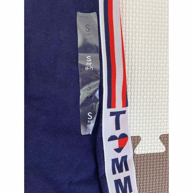 TOMMY HILFIGER(トミーヒルフィガー)の☆もも♡様　専用☆トミーヒルフィガー　パンツ　キッズ キッズ/ベビー/マタニティのキッズ服男の子用(90cm~)(パンツ/スパッツ)の商品写真