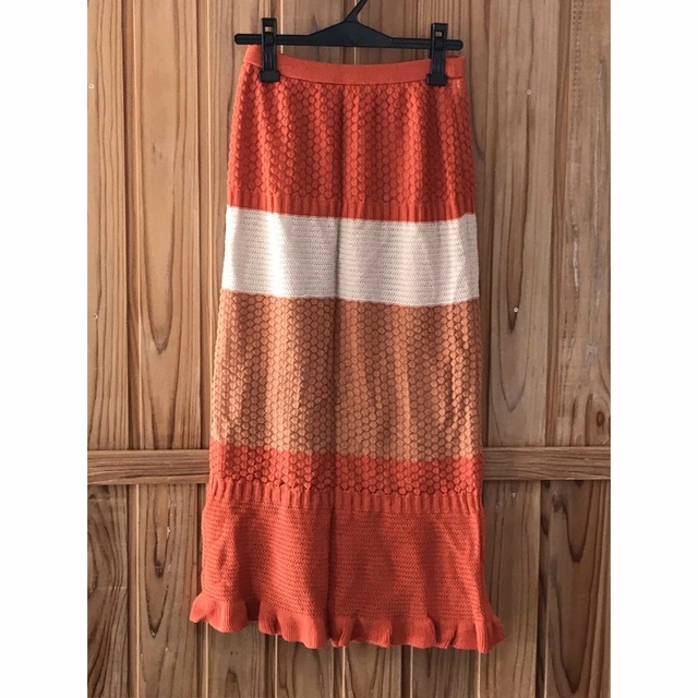 JAVA20000円相当オレンジスカート レディースのスカート(ロングスカート)の商品写真