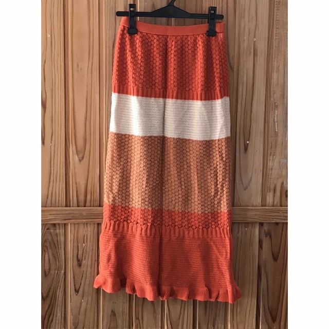 JAVA20000円相当オレンジスカート レディースのスカート(ロングスカート)の商品写真