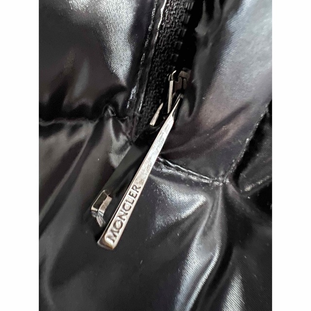 MONCLER(モンクレール)のモンクレール ダウンジャケット 美品 レディースのジャケット/アウター(ダウンジャケット)の商品写真