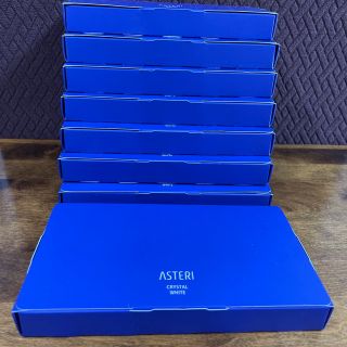 ASTERI  クリスタルホワイト　ファンデーション　8箱新品　未使用(ファンデーション)