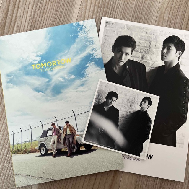 東方神起(トウホウシンキ)のTOMORROW（初回生産限定盤/Blu-ray Disc付） エンタメ/ホビーのCD(ポップス/ロック(邦楽))の商品写真