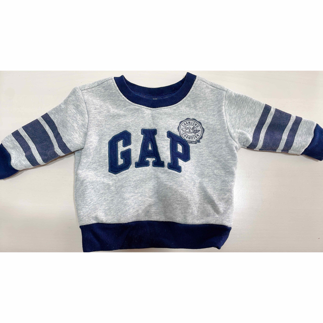 babyGAP(ベビーギャップ)のベビーギャップ　トレーナー　スウェット キッズ/ベビー/マタニティのベビー服(~85cm)(トレーナー)の商品写真