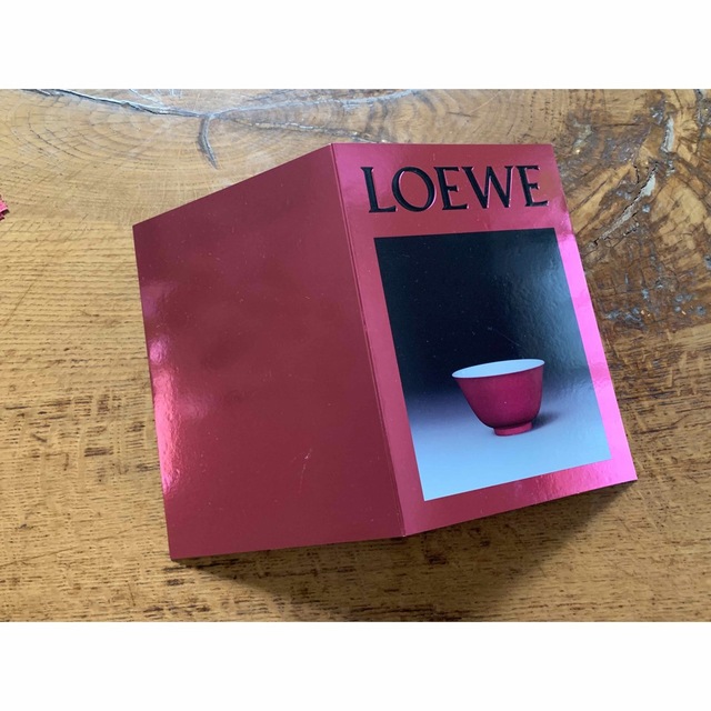 LOEWE(ロエベ)のロエベ　ペーパータグ　リボン ハンドメイドの文具/ステーショナリー(カード/レター/ラッピング)の商品写真