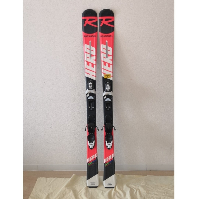 ROSSIGNOL(ロシニョール)のROSSIGNOL スキー板　ジュニア　130 スポーツ/アウトドアのスキー(その他)の商品写真