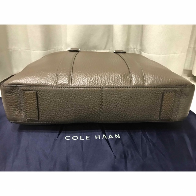 Cole Haan(コールハーン)の美品 COLE HAAN コールハーン レザー ブリーフバッグ トープ US限定 メンズのバッグ(ビジネスバッグ)の商品写真