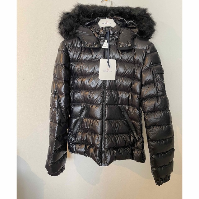 新品訳あり】MONCLER BADY F ダウンジャケットブラック14A - ダウン